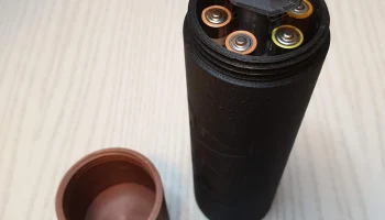 Батарейный ящик ААА 2
