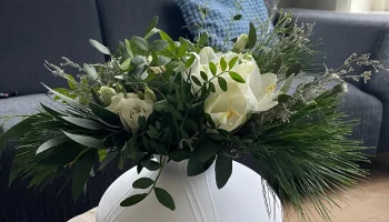 Ребристая ваза с большим дном 1