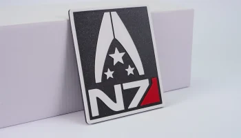 Магнитная табличка Mass Effect N7