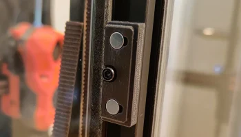 Магнитные зажимы для панелей Voron 2.4......... 3