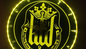 Часы Kingdom Come / Kingdom Come Clock 3