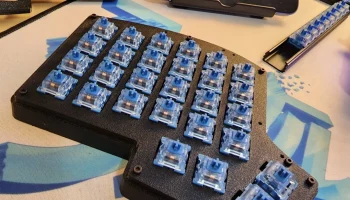 Корпус Keebio Iris v7: многослойный материал m2 с прямой...
