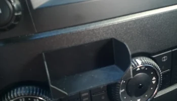 Крепление на приборную панель для будильника Braun BC02XB 1