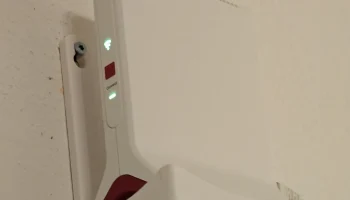 Настенное крепление FRITZ Repeater 6000 1