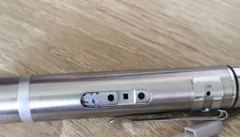 Невероятно специфический штифт для USB-фонаря 1