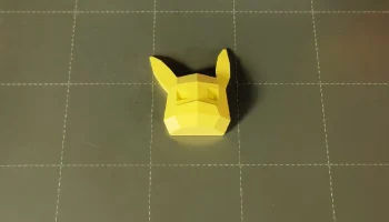 Низкополигональный магнит на холодильник Пикачу......