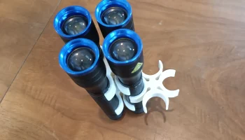 Бrackets для штабелирования факелов (LED-фонари Crivit с...