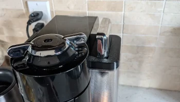Крышка контейнера Nespresso Vertuo