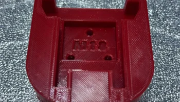 Держатель батареи Milwaukee M18 2