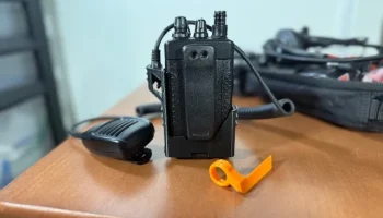 Фиксатор штекера микрофона/гарнитуры Yaesu FT-60R, ручка... 6