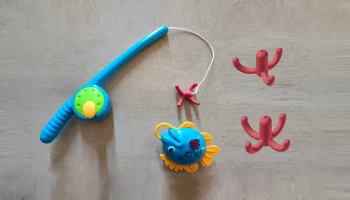 Игрушечный рыболовный крючок Fisher-Price...