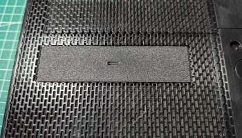 Панель USB-C с отсеком для 3,5-дюймового накопителя (адап... 3