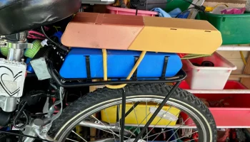 Аккумуляторный блок 10С3П с гнездами для крепления 1