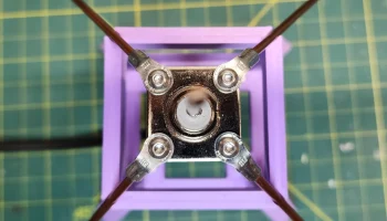 Антенная стойка ADS-B 2