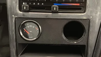 Панель приборов Nissan S13 с турбонаддувом.