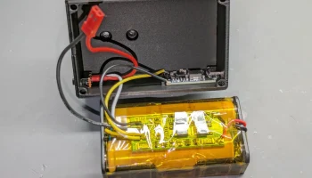 Внешний держатель батареи Flysky NV14 Nirvana 2S 18650 7