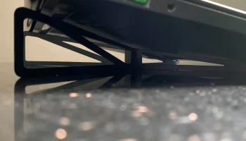 Стойка для Razer Blade Stealth 13.3" (2018) 1