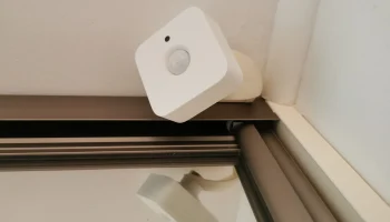 Поворотный держатель датчика движения Philips Hue (с допо... 2