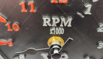 Часы в стиле ретро V8 с тахометром 9