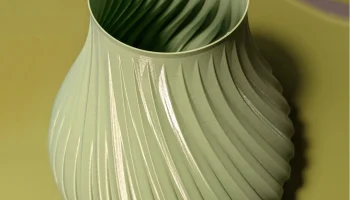 Vase B2 2