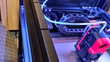 Зажимное крепление для светодиодной ленты Voron Trident 3