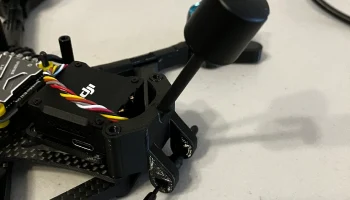 Крепление антенны DJI и ELRS для AOS 5 Evo...