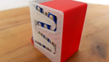 Диспенсер для батареек AA Mignon (Batteriespender) 2