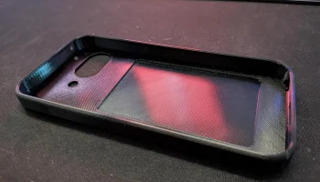 Ремикс корпуса Pixel 9a с местом для одной карты (flex TPU)