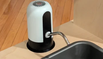 Крепление для диспенсера для воды на кухне Ikea Duktig play