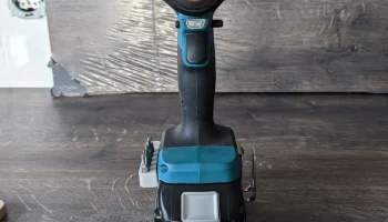 Держатель сверл Makita (квадратные магниты 5 x 5 x 2 мм).... 5