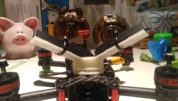Поддержка антенны FPV 1