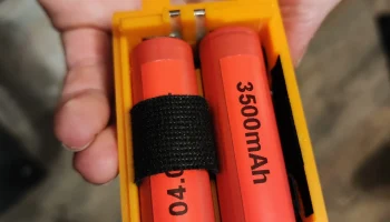 Quansheng UV-K5 и варианты 18650 Аккумуляторный блок 1