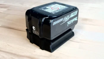 Настенное крепление для батареи Makita 18 В 5