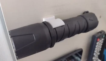 Фонарик настенный (Duracell 500)