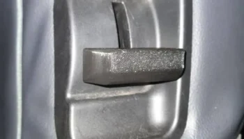 Nissan Micra K12 right door lift handle