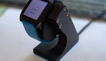 Подставка для зарядки и дисплея Pebble Time 2............... 3