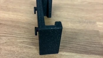 Makita 18V Akkuhalter f&uuml;r K&uuml;pper Lochwand - Держатель ак...