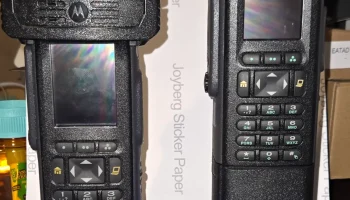 Настольная подставка Motorola Dual APX 1