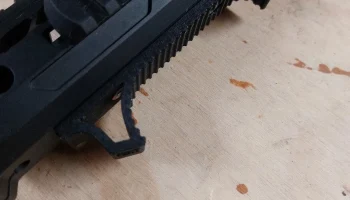 Изогнутое цевье M-Lock Изогнутое цевье M-Lock