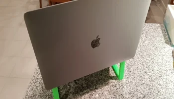Столик для MacBook Pro 2018/2019 2
