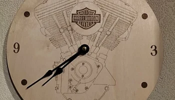 Laser Cut - HD Wanduhr / Настенные часы