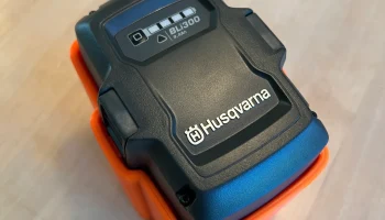Держатель для аккумулятора Husqvarna BLi. 8