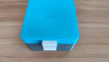 Батарейный отсек на петлях AA, PIP 1