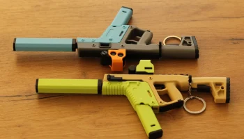 CRS Vector Pocket SMG - игрушка-брелок с непоседой 4