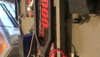 Кронштейн антенны Traxxas Slash