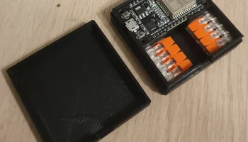 Корпус ESP32 с разъемами для проводов