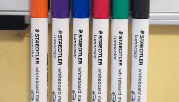 Магнитный держатель маркера для доски (STAEDTLER)...... 2