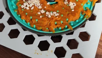 Полка морозильной камеры для ковриков для вылизывания собак 1