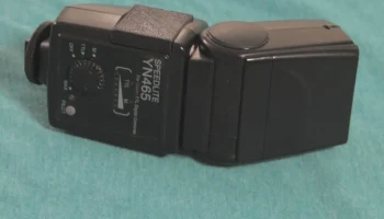 Крышка аккумуляторного отсека для Yongnuo YN465 SpeedLite 2