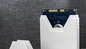 Простой чехол для 2,5-дюймового накопителя (SSD, HDD) Простой чехол для 2,5-дюймового накопителя (SSD, HDD)